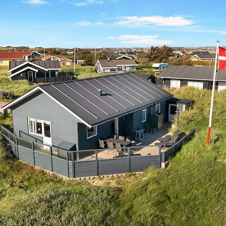 Charming Retreat - By Traum Holiday home