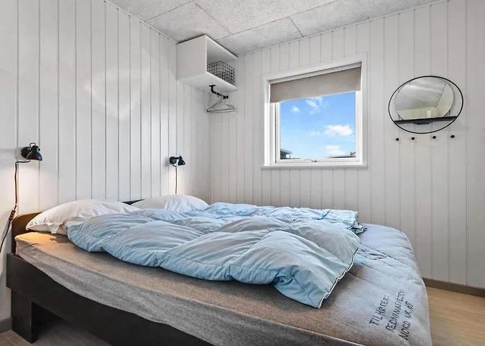 Charming Retreat - By Traum