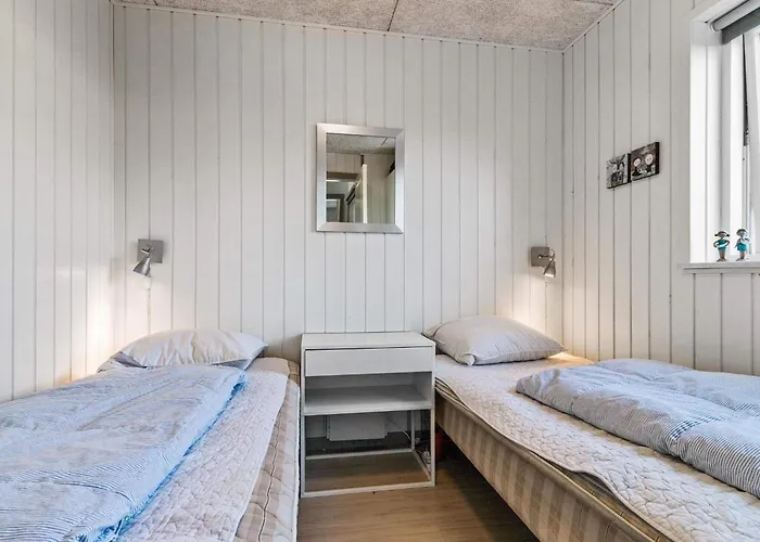 Charming Retreat - By Traum